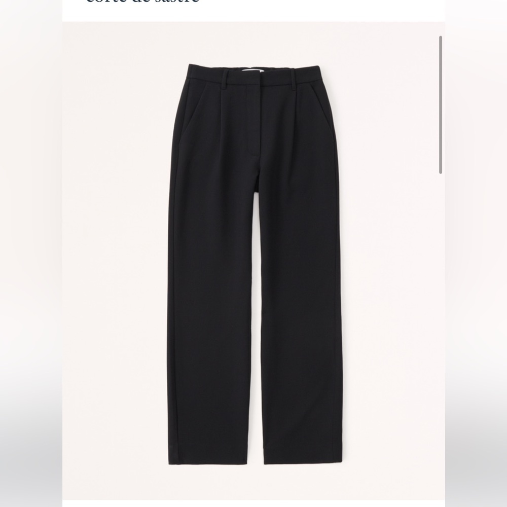Abercrombie & Fitch Tailored Relaxed Straight Pant🖤